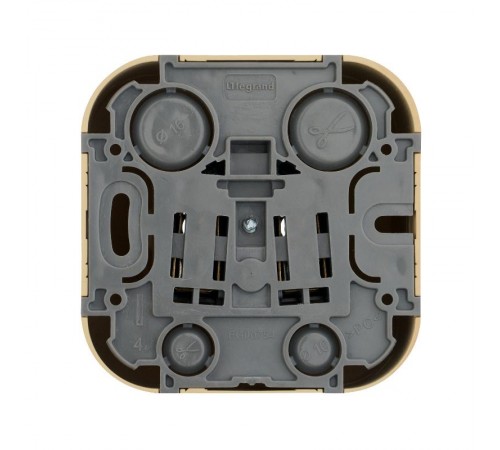 Quteo Сосна Розетка с заземлением  782271  Legrand