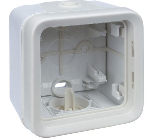 Plexo Белый Коробка 1-ая для наружного монтажа IP55  069689  Legrand