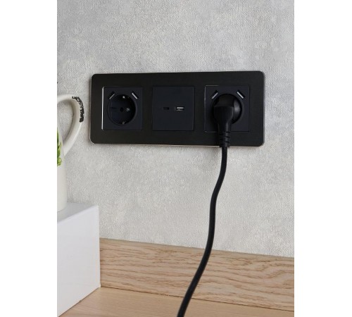 BRITE Розетка USB A+C 18Вт РЮ11-1-БрГ графит  BR-U22-018-K53  IEK