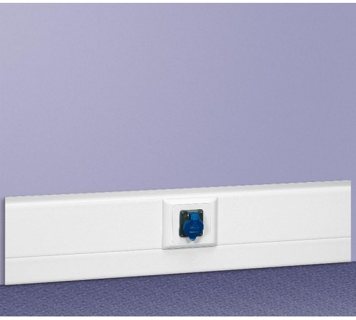 Кабель-канал 220*65 белый DLP  010459  Legrand