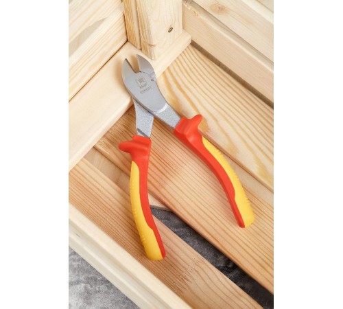 Силовые бокорезы Expert 180 мм 1000В EKF PROximasbo-180-exp-inEKF