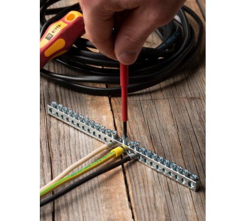 Шина "PE" 63.24 (никель) EKF PROxima  sn1-63-24  EKF