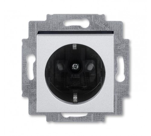 ABB Levit Серебро / дымчатый чёрный Розетка с з/к со шторками 16А  5520H-A03457 70W  2CHH203457A6070  ABB