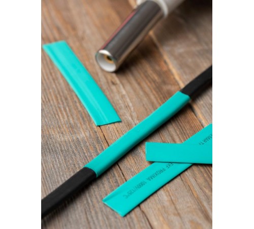 Термоусаживаемая трубка ТУТ нг 8/4 зелёная EKF PROxima  tut-8-j  EKF