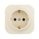 Quteo Слоновая кость Розетка с заземлением со шторками  782250  Legrand
