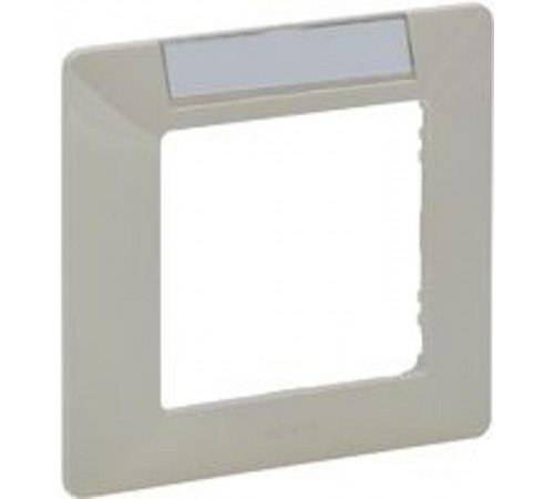 Etika Слоновая кость Рамка 1-ая с держателем для маркировки Слоновая кость  672516  Legrand