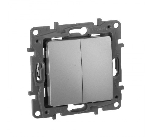 Etika Алюминий Переключатель 2-клавишный, 10А, автозажимные клеммы  672412  Legrand