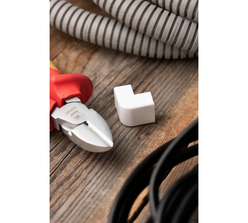 Угол внешний (25х16) (4 шт) Plast EKF PROxima Белыйobw-25-16x4EKF