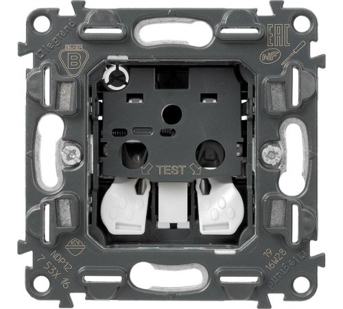 Valena Мех IN'MATIC Розетка б/з, со шторками, безвинт.зажим  753016  Legrand