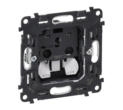 Valena Мех IN'MATIC Розетка б/з, со шторками, безвинт.зажим  753016  Legrand