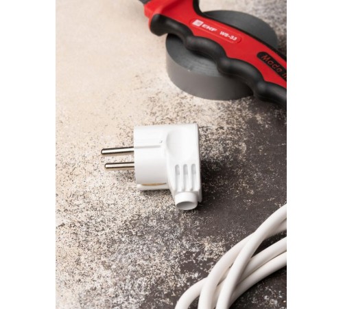 Вилка угловая усиленная с заземлением белая 16А 250В Proxima  AVY16-10-r  EKF