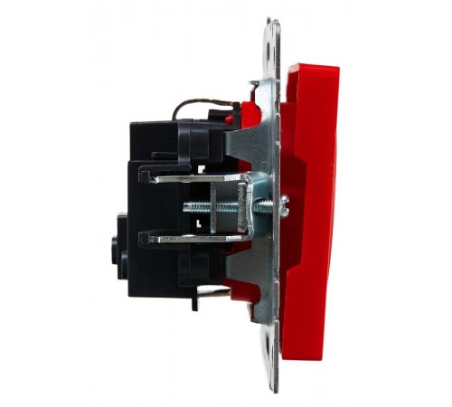 BRITE Розетка 1-местная с заземлением с защитными шторками 16А РС14-1-0-БрК красный  BR-R14-16-K04  IEK