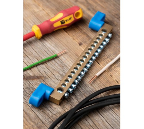 Шина "0" N (8х12мм) 16 отверстий латунь 2 синих угловых изолятора EKF PROxima  sn0-125-16-2  EKF