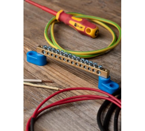 Шина "0" 63.14 (2 изолятора стойка) латунь EKF PROxima  sn0-63-14-2  EKF