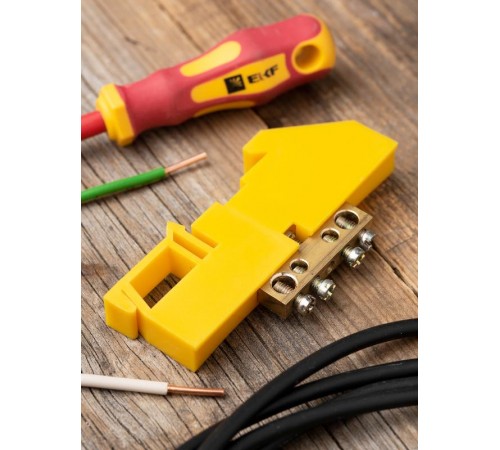 Шина "0" N (6х9мм) 4 отверстия латунь желтый изолятор на DIN-рейку EKF PROxima  sn0-63-04-dz  EKF