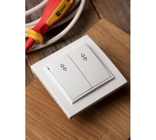 Выключатель 2-кл. СП проходной 10А белый Минск Basic  ERV10-027-10  EKF