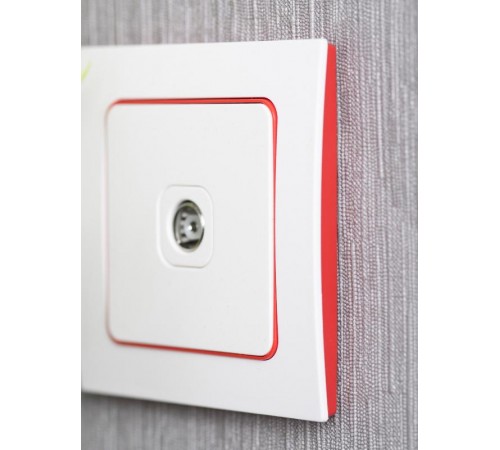 Стокгольм Рамка 2-местная белая с линией цвета красный PROxima  EXM-G-305-20  EKF