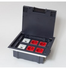 Люк на 6 поста(45*45)металл/пластик с пластиковой коробкой IP40  300006  SPL