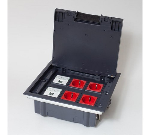 Люк на 6 поста(45*45)металл/пластик с пластиковой коробкой IP40  300006  SPL