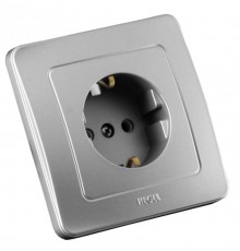 Розетка скрытой установки, одноместная, с заземляющим контактом, со шторкой, цвет серебро  РС16-312-06  HEGEL