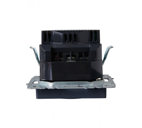 BRITE Розетка с заземлением со шторками 16А с USB A+C 18Вт РЮш11-1-БрМ маренго  BR-R14-16-U22-018-K35  IEK