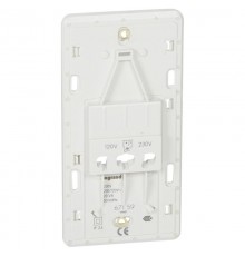 Celiane Мех Розетка для электробритв 4(5) мод  067159  Legrand