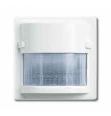 Датчик Движ. Busch-Wachter 180 UP Сенсор Комфорт II, с селект. линзой, серия solo/future, цвет davos/альп. белый  6800-0-2101   2CKA006800A2101  AB