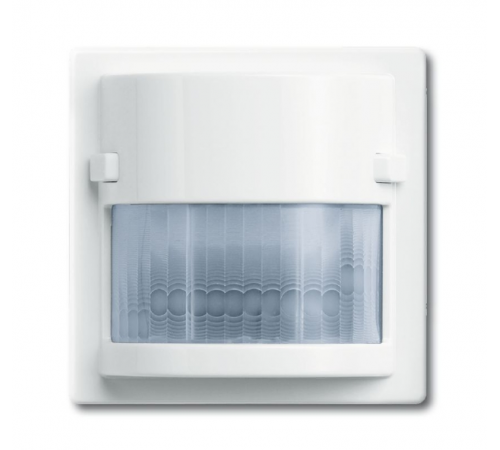 Датчик Движ. Busch-Wachter 180 UP Сенсор Комфорт II, с селект. линзой, серия solo/future, цвет davos/альп. белый  6800-0-2101   2CKA006800A2101  AB