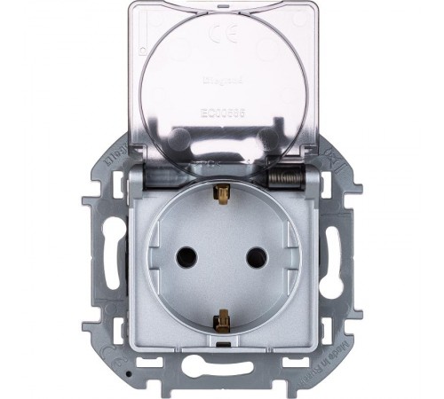 Inspiria Алюминий Розетка с крышкой с заземлением С/У со шторками 16А IP44 без рамки  673742  Legrand