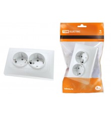 Розетка двойная 2П+З 16А 250В с защ. шт. белая "Лама"   SQ1815-0013  TDM