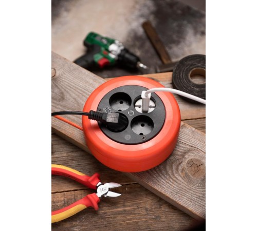 Удлинитель-рулетка 4*5 м без заземления ПВС 2*0,75 10А/2,3кВт PROxima   UBR-6-257-4-5  EKF