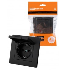 Розетка 2П+З 16А 250В IP44 с защ. шт. с крышкой черная "Сенеж"  SQ1816-0279  TDM