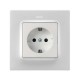 Накладка со шторками для розетки с заземлением Schuko 2Р+Е белого матового цвета S82 Concept  8200041-090  Simon