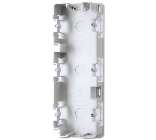 задняя крышка для накладного монтажа, запчасть 3 места  583A  Jung