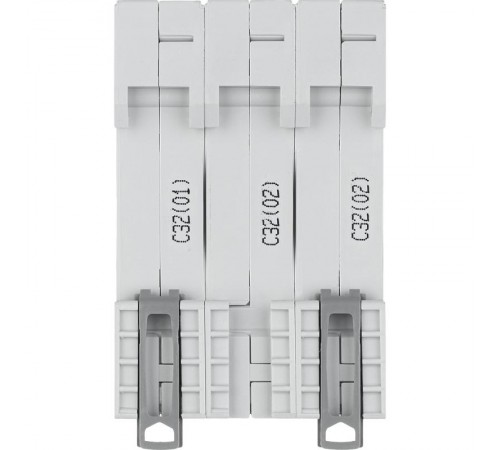 Выключатель автоматический трехполюсный RX3 4500 32А C 4,5кА  419711  Legrand