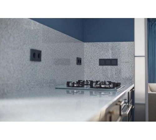 BRITE Рамка 3-ая РУ-3-БрГ графит   BR-M32-K53  IEK