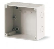 Коробка накладная с метрическими вводами 136х125  DIS572M0310  DKC