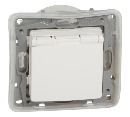 Etika Белый Розетка с заземлением, автозажимные клеммы, IP44  672232  Legrand