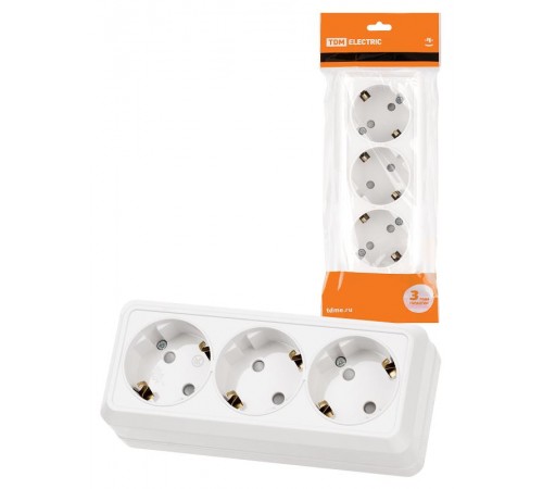 Розетка 3-х местная горизонтальная 2П+3 открытой установки IP20 16A с з/ш белая "Ладога"  SQ1801-0127  TDM