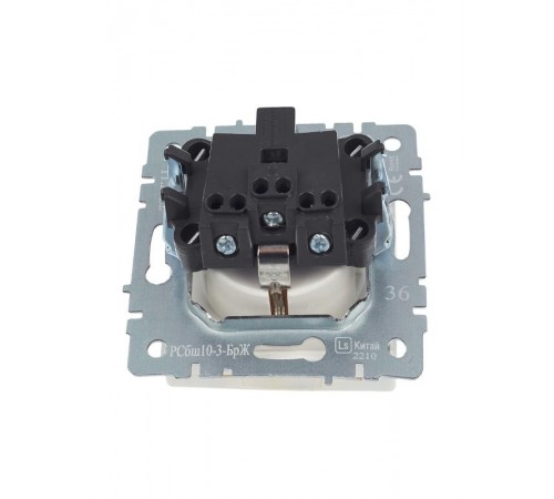 BRITE Розетка с заземлением со шторками с крышкой 16А IP20 РСбш10-3-БрЖ жемчужный   BR-R16-16-K36  IEK