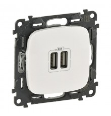 Valena ALLURE Белый Розетка 2-ая USB 240В/5В 1500мА (с лицевой панелью)  754995  Legrand