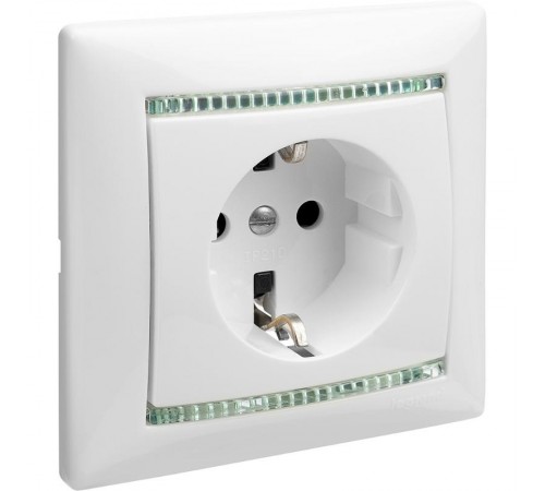 Valena Белый Розетка 1-ая с/з  774420  Legrand