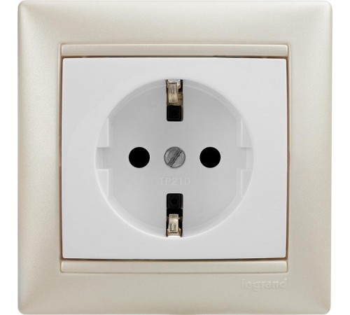 Valena Белый Розетка 1-ая с/з  774420  Legrand