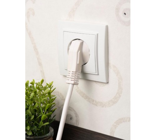 Минск Розетка 1-местная СП с заземлением 16А белая с защ. штор. EKF Basic  ERR16-028-100  EKF