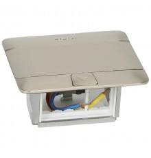 Выдвижной розеточный блок - неукомплектованный - IP 40 - 3 модуля - нержавеющая сталь  054020  Legrand