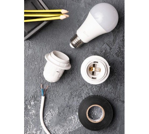 Патрон с кольцом термостойкий пластик Е27 белый PROxima  LHP-E27-r  EKF