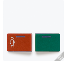 Крышка для розетки фирмы Ackermann LS642B-1WW Jung