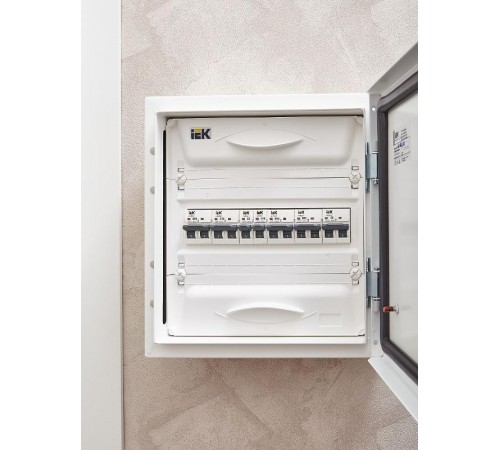 Выключатель автоматический однополюсный M06N 1P D 16А 6кА ARMAT  AR-M06N-1-D016  IEK