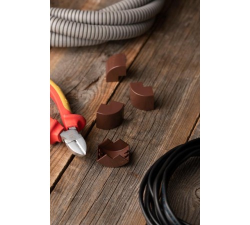 Угол внешний (25х16) (4 шт) Plast PROxima под темное дерево  obd-25-16x4  EKF