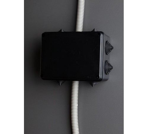 Коробка расп. КМ41242 150х110х70мм IP55 10 вв. черная  UKO11-150-110-070-K02-55  IEK